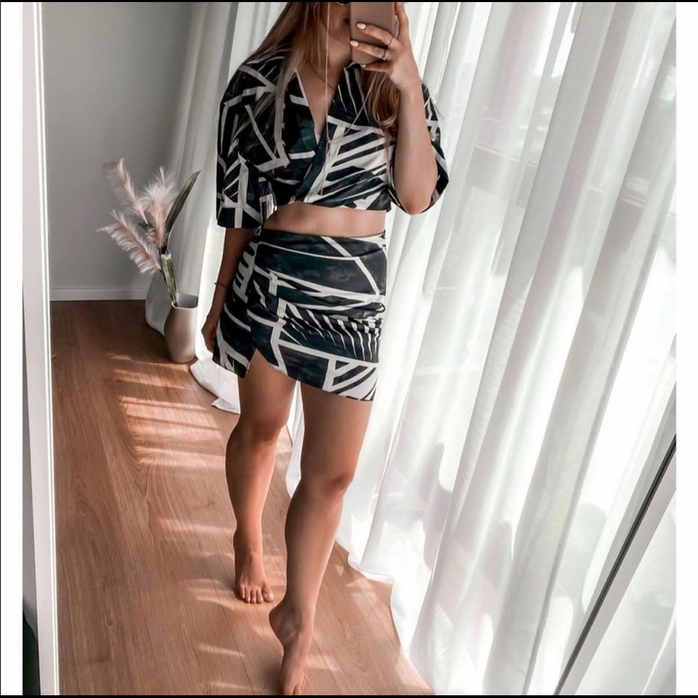 Zara 2 pieces Skirt Co-ord set - Picture 7 of 16